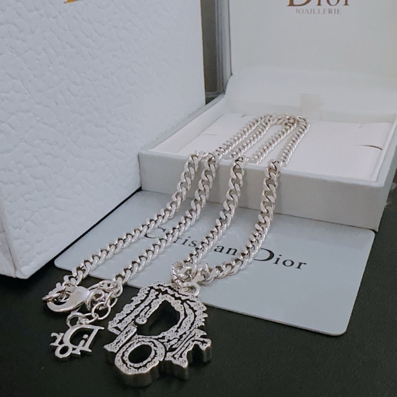 chr1st1an D10r necklaces